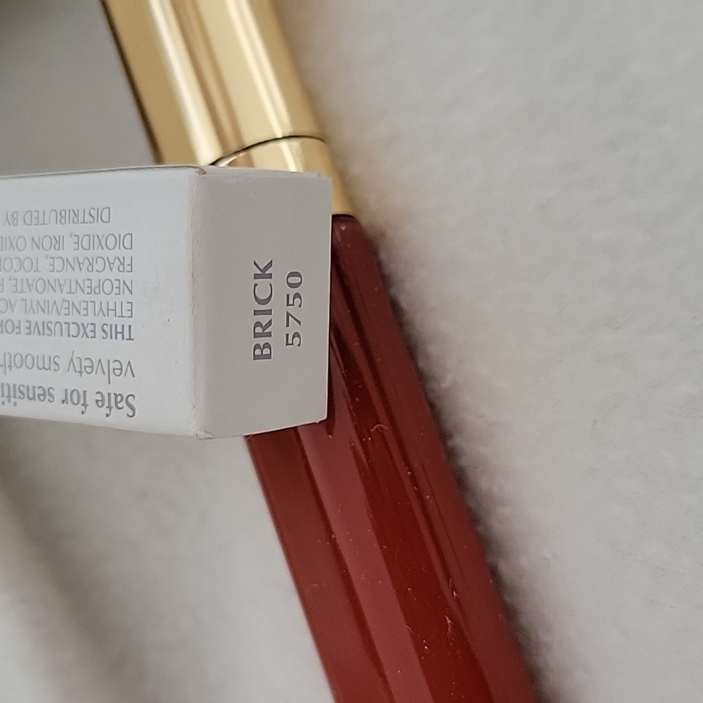 Mary Kay Brick Lip Color Concentrate - Picture 2 of 7